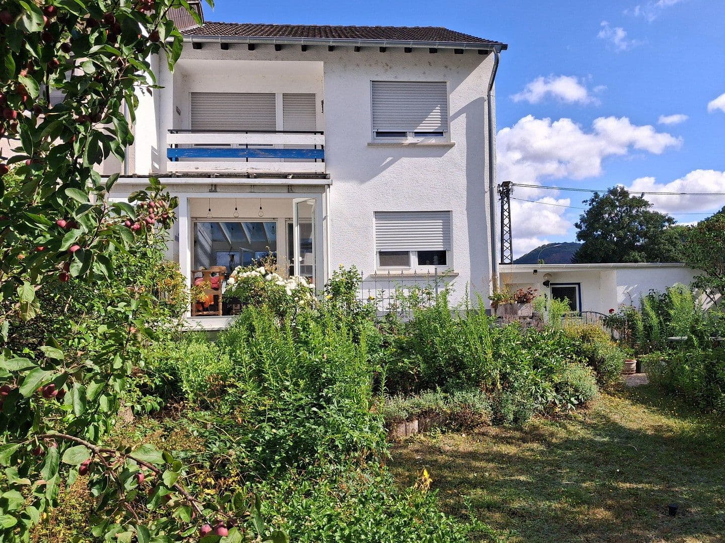 Predaj domu 125 m², pozemok 295 m², Kirn, Porýnie-Falcko Predaj domu 125 m², pozemok 295 m², Kirn, Porýnie-Falcko