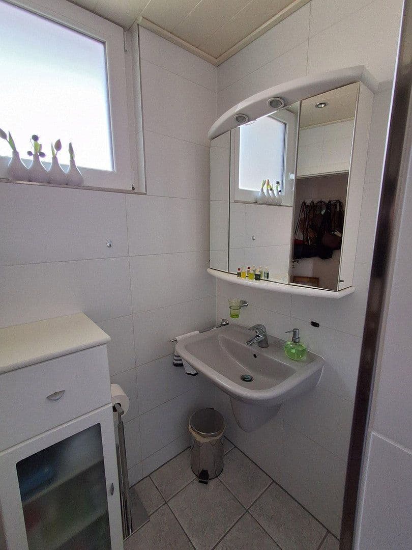 Predaj domu 125 m², pozemok 295 m², Kirn, Porýnie-Falcko Predaj domu 125 m², pozemok 295 m², Kirn, Porýnie-Falcko