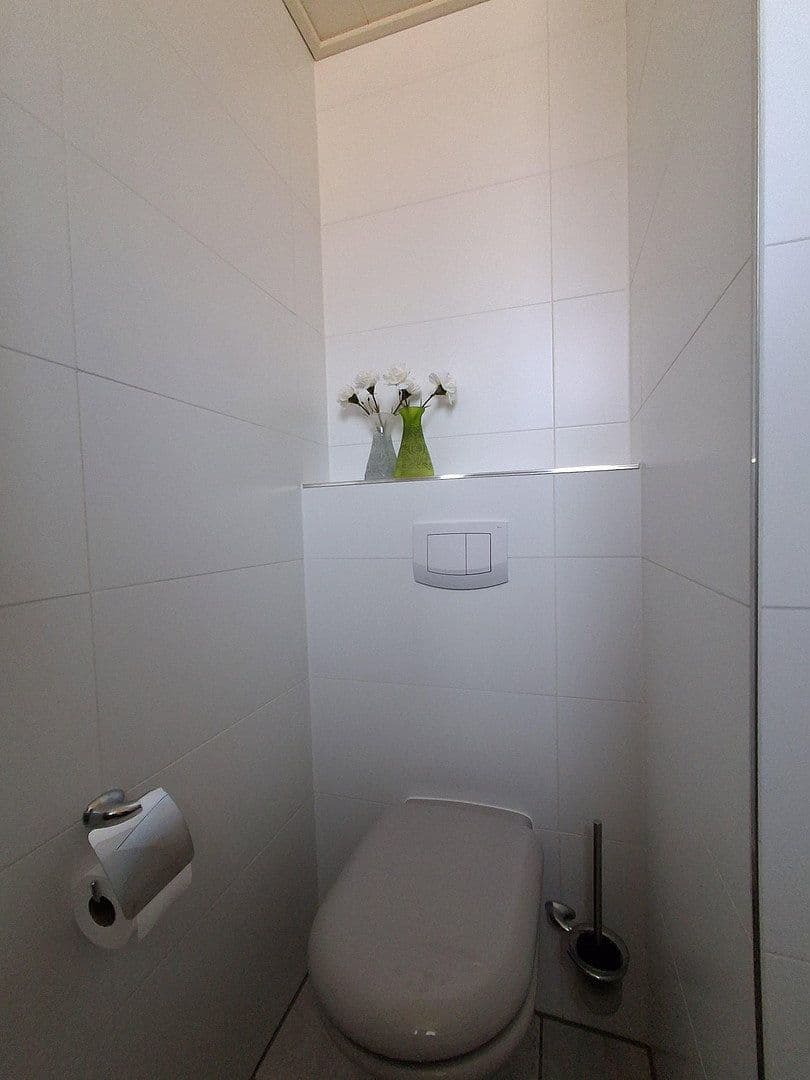 Predaj domu 125 m², pozemok 295 m², Kirn, Porýnie-Falcko Predaj domu 125 m², pozemok 295 m², Kirn, Porýnie-Falcko
