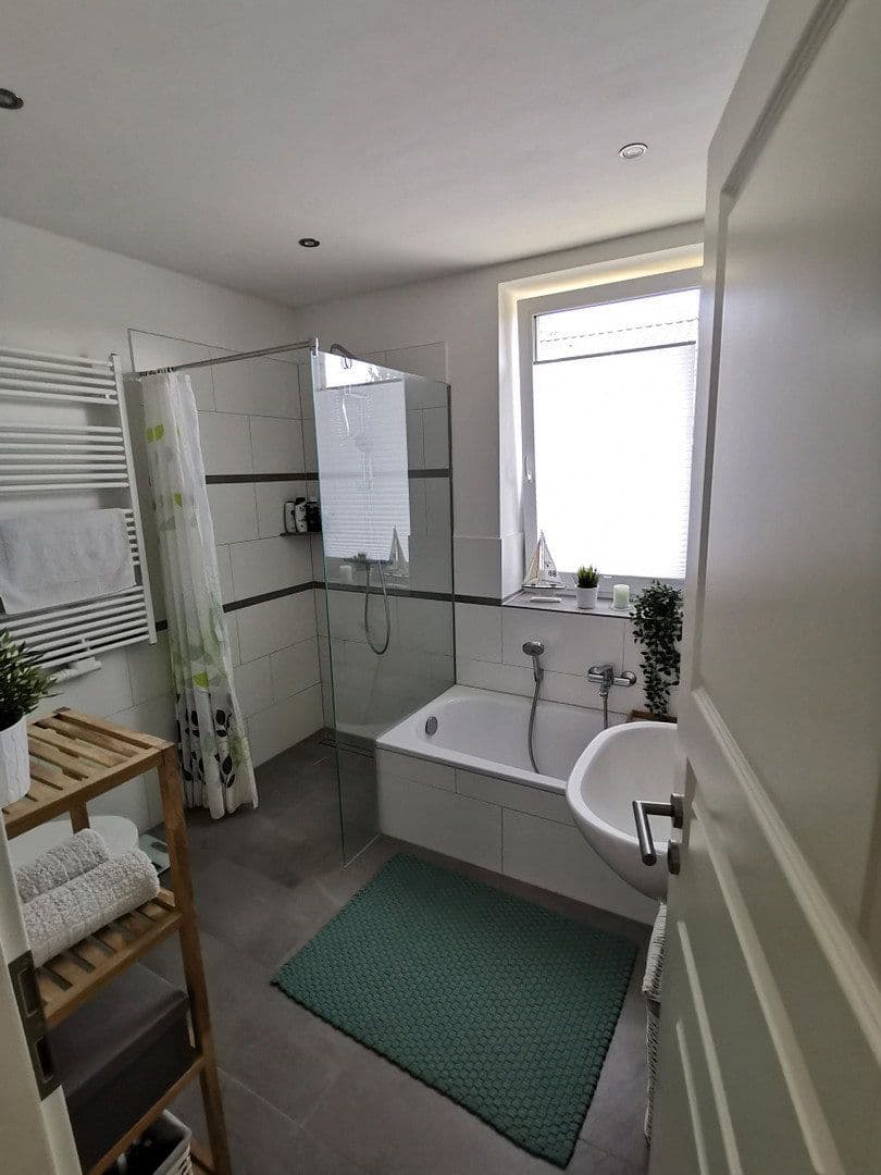 Prenájom domu 87 m², pozemok 250 m², Wilhelmstraße, Tornesch, Šlezvicko-Holštajnsko Prenájom domu 87 m², pozemok 250 m², Wilhelmstraße, Tornesch, Šlezvicko-Holštajnsko
