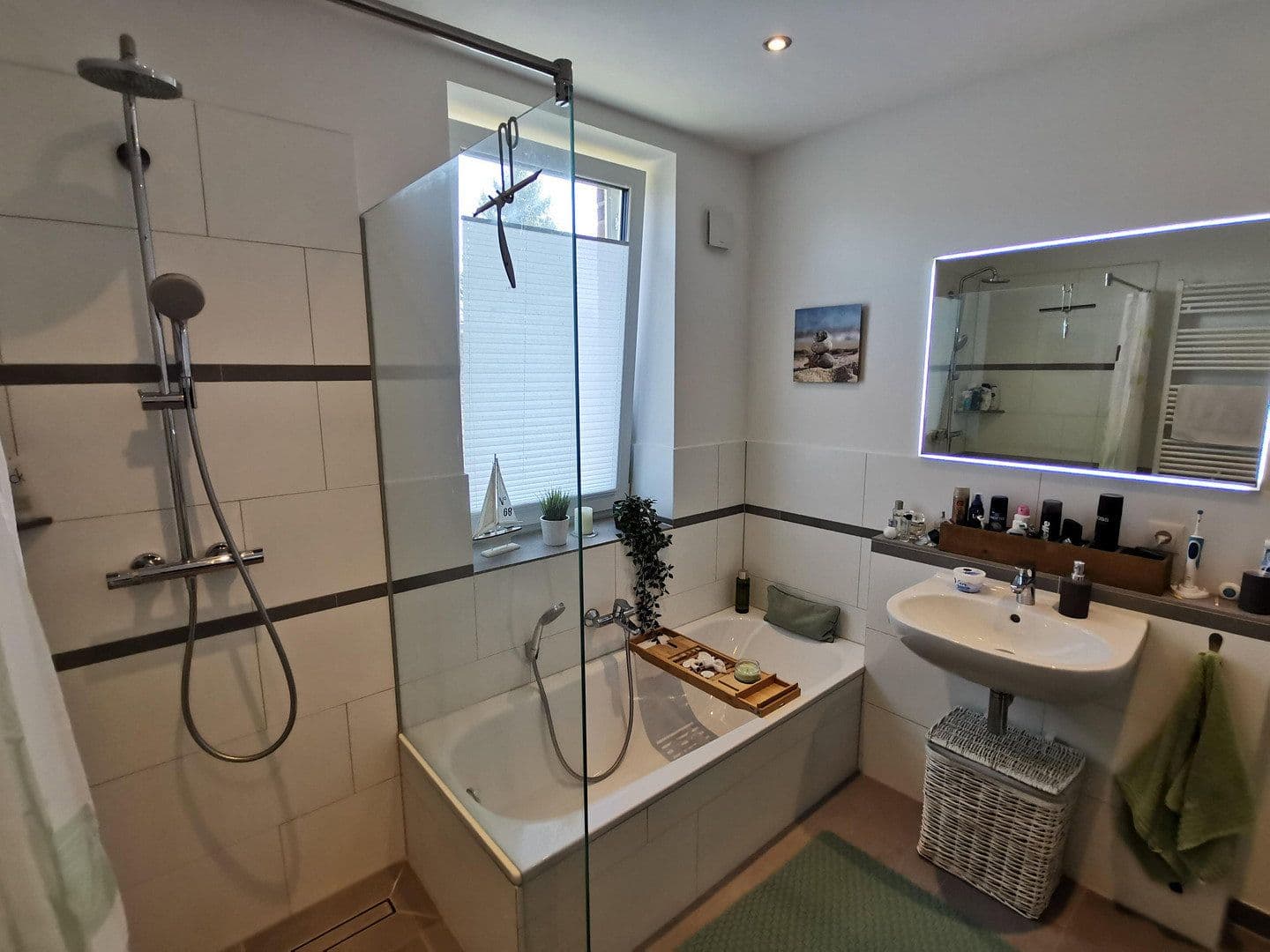 Prenájom domu 87 m², pozemok 250 m², Wilhelmstraße, Tornesch, Šlezvicko-Holštajnsko Prenájom domu 87 m², pozemok 250 m², Wilhelmstraße, Tornesch, Šlezvicko-Holštajnsko