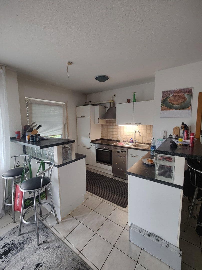 Prenájom bytu 2-izbový 56 m², Wendlingen am Neckar, Bádensko-Wurttembersko Prenájom bytu 2-izbový 56 m², Wendlingen am Neckar, Bádensko-Wurttembersko