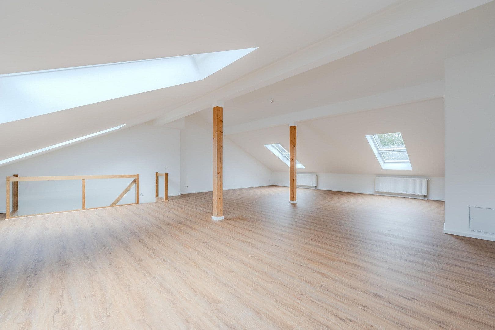 Predaj bytu 4-izbový 167 m², Alsterweg 46c, Berlin, Berlín Predaj bytu 4-izbový 167 m², Alsterweg 46c, Berlin, Berlín