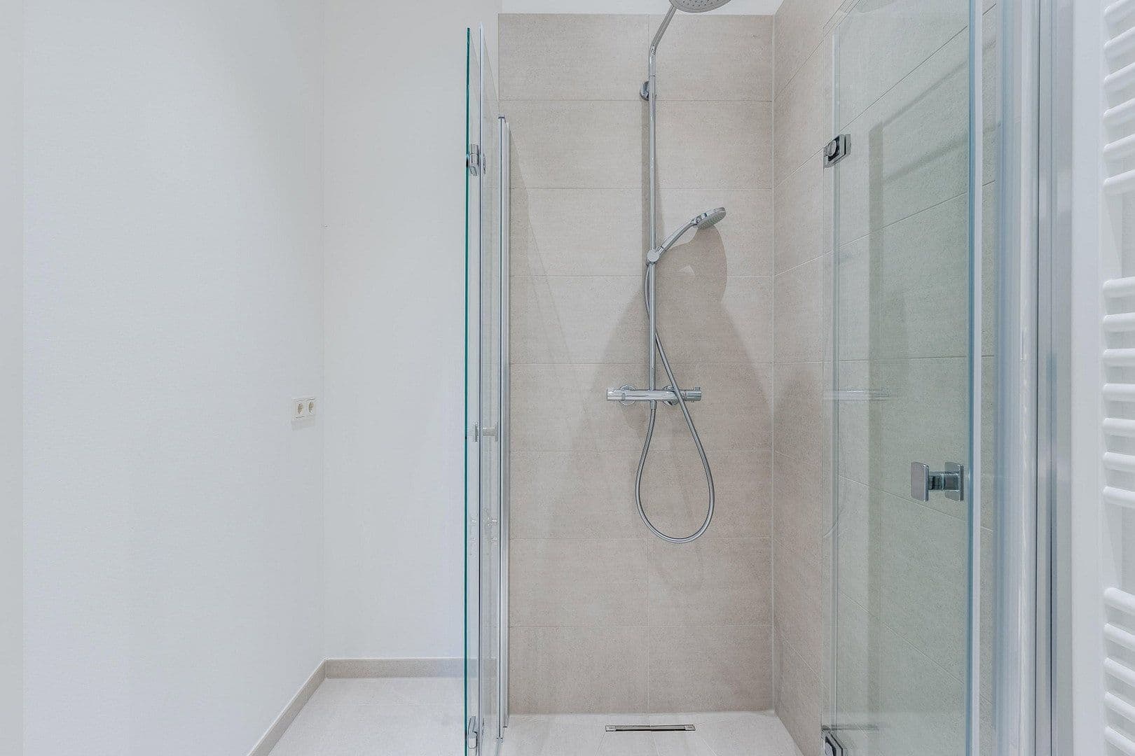 Predaj bytu 4-izbový 167 m², Alsterweg 46c, Berlin, Berlín Predaj bytu 4-izbový 167 m², Alsterweg 46c, Berlin, Berlín