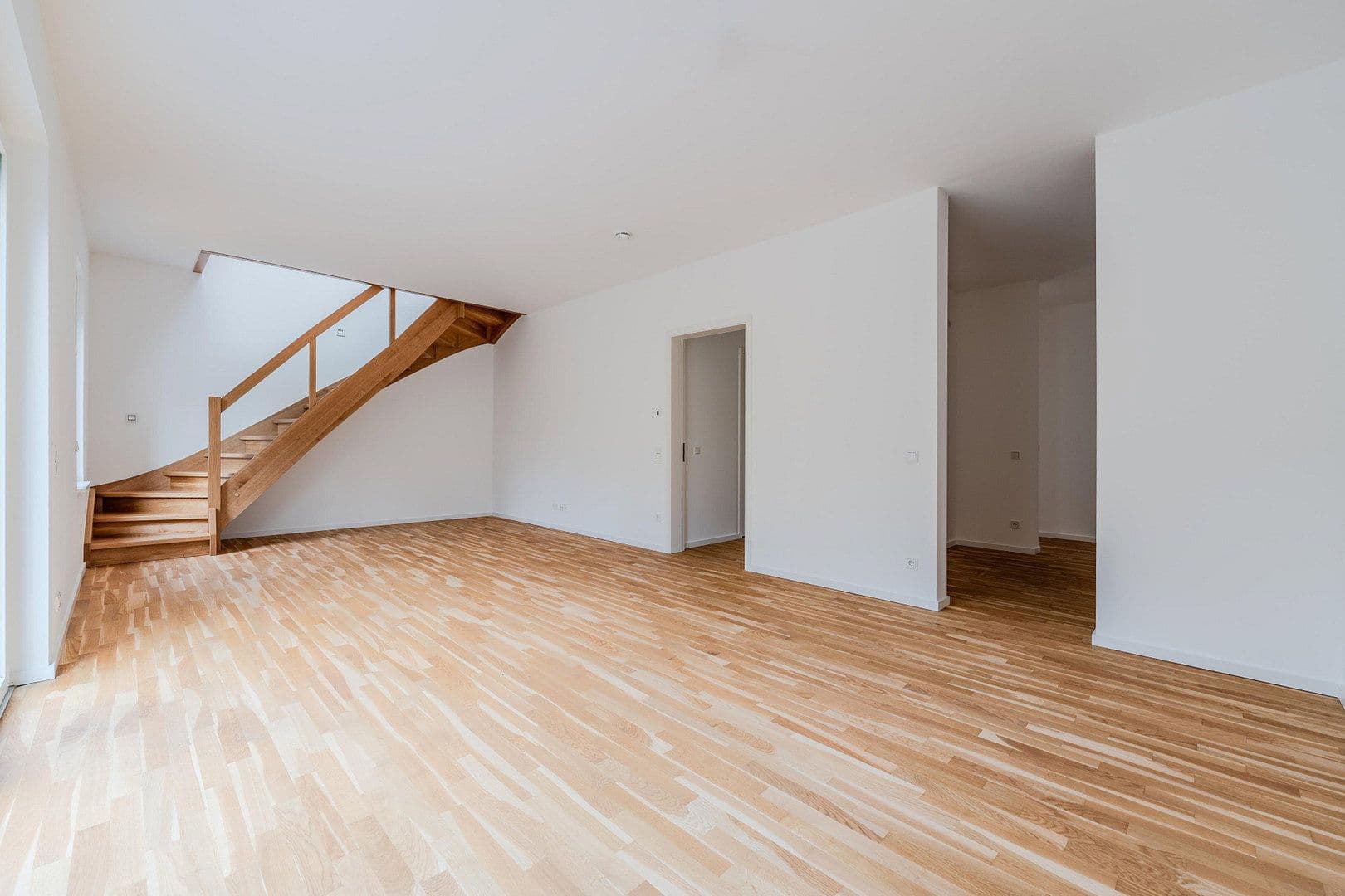 Predaj bytu 4-izbový 167 m², Alsterweg 46c, Berlin, Berlín Predaj bytu 4-izbový 167 m², Alsterweg 46c, Berlin, Berlín