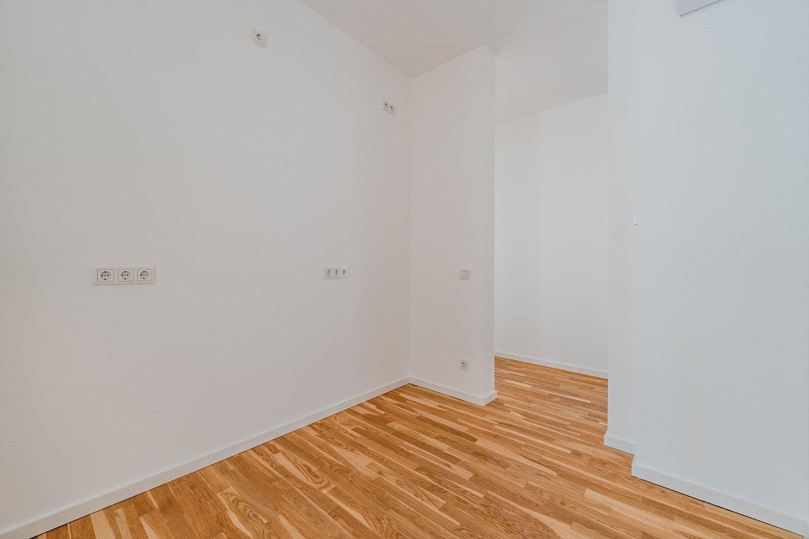 Predaj bytu 4-izbový 167 m², Alsterweg 46c, Berlin, Berlín Predaj bytu 4-izbový 167 m², Alsterweg 46c, Berlin, Berlín