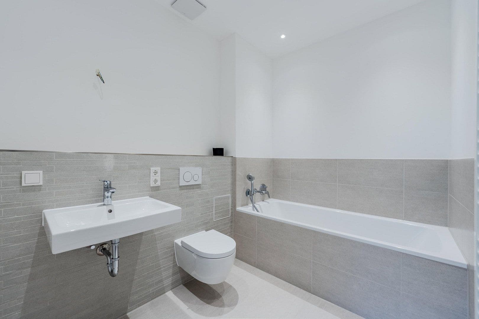 Predaj bytu 4-izbový 167 m², Alsterweg 46c, Berlin, Berlín Predaj bytu 4-izbový 167 m², Alsterweg 46c, Berlin, Berlín