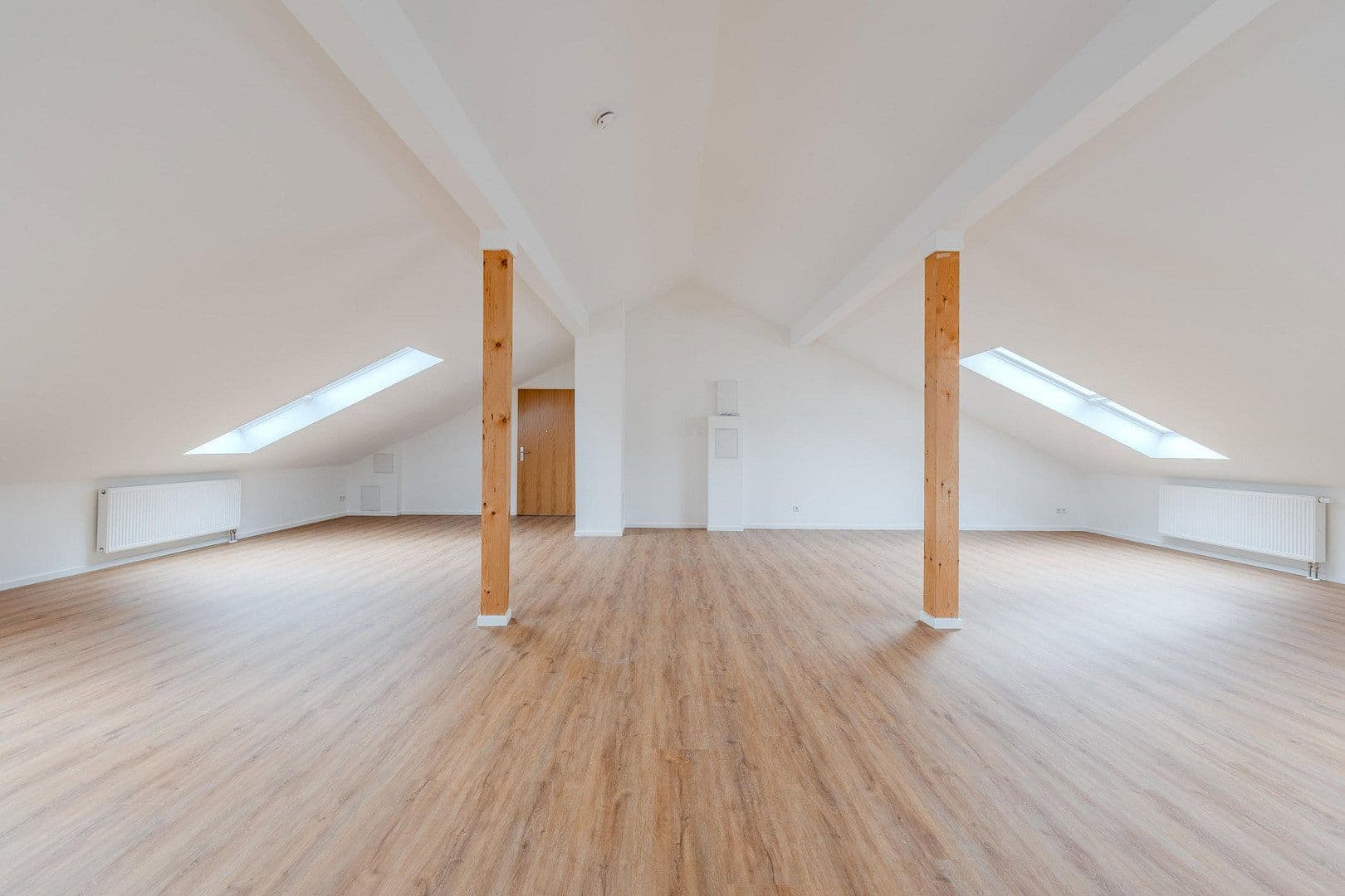 Predaj bytu 4-izbový 167 m², Alsterweg 46c, Berlin, Berlín Predaj bytu 4-izbový 167 m², Alsterweg 46c, Berlin, Berlín