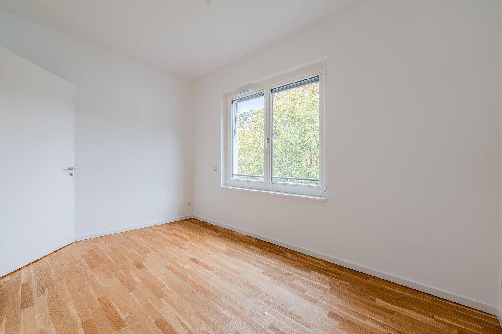 Predaj bytu 4-izbový 167 m², Alsterweg 46c, Berlin, Berlín Predaj bytu 4-izbový 167 m², Alsterweg 46c, Berlin, Berlín