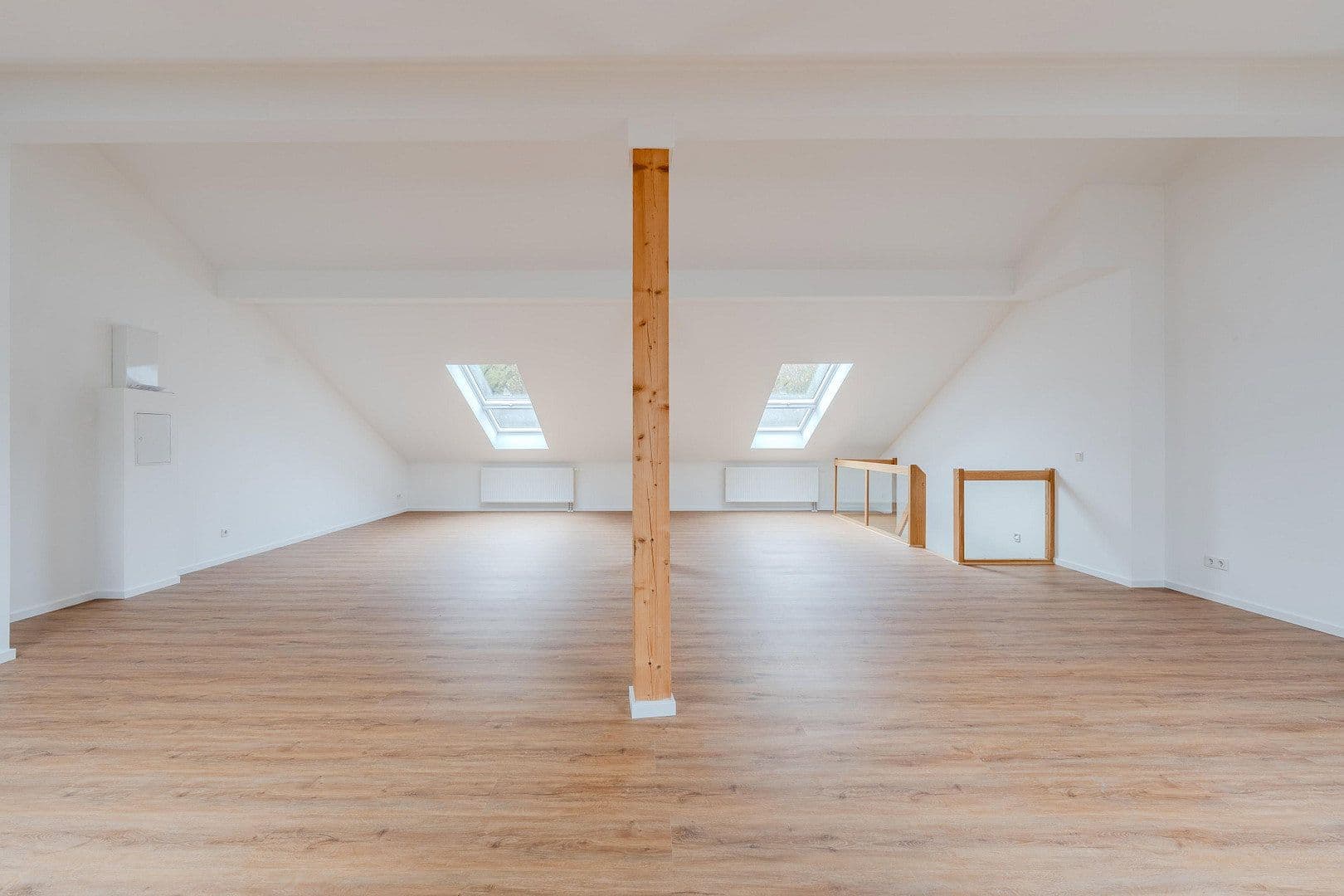 Predaj bytu 4-izbový 167 m², Alsterweg 46c, Berlin, Berlín Predaj bytu 4-izbový 167 m², Alsterweg 46c, Berlin, Berlín