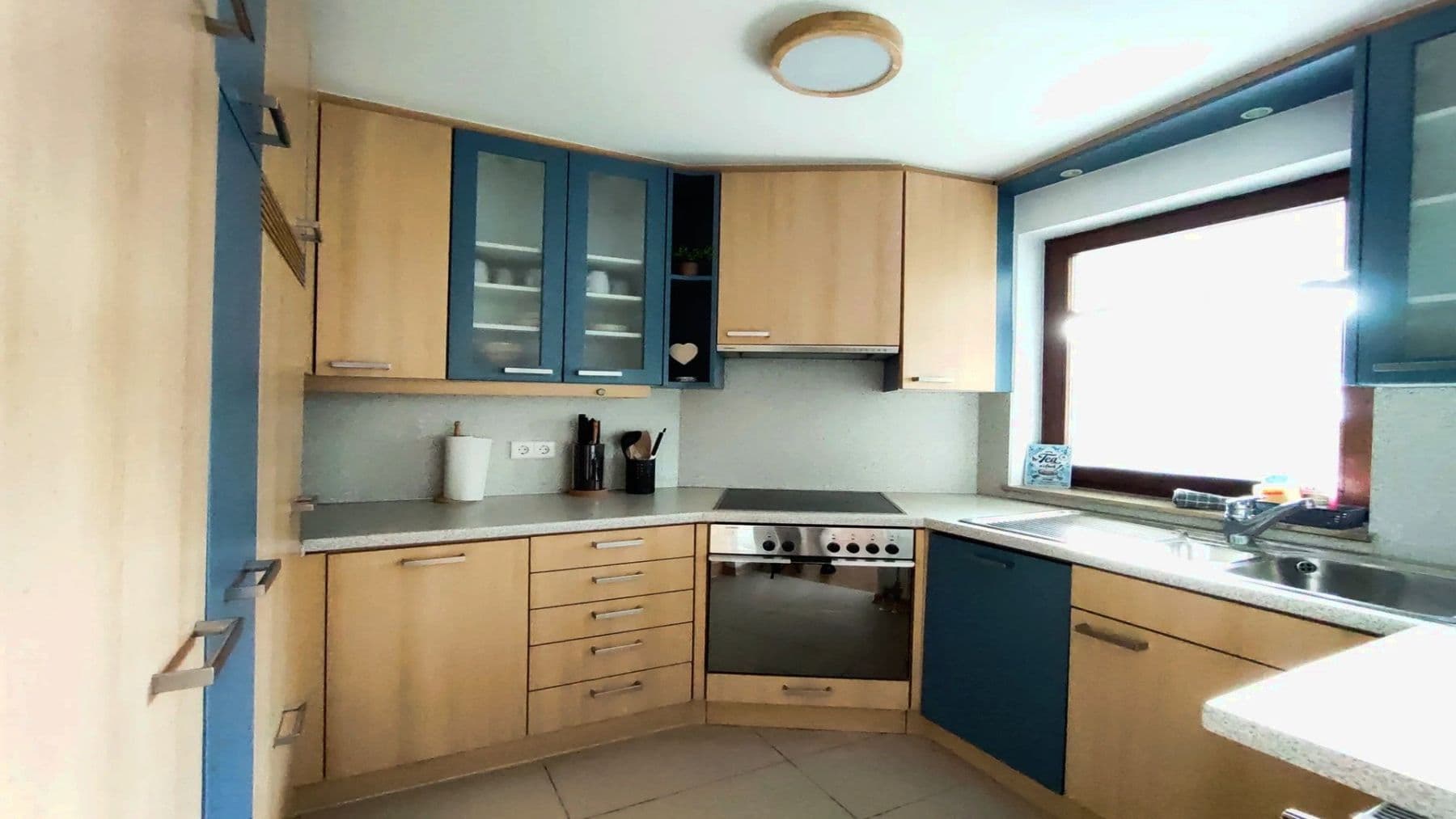Prenájom bytu 2-izbový 66 m², Waldenbuch, Bádensko-Wurttembersko Prenájom bytu 2-izbový 66 m², Waldenbuch, Bádensko-Wurttembersko