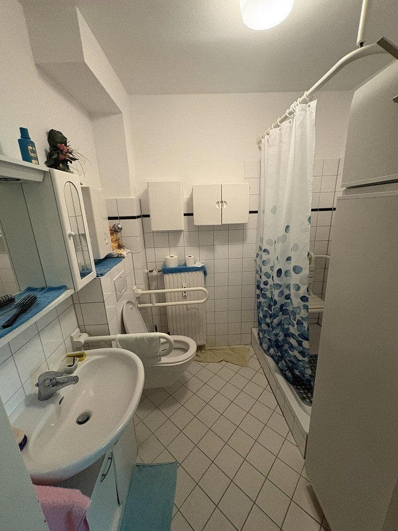 Prenájom bytu 1-izbový 43 m², Velbert, Severné Porýnie - Westfálsko Prenájom bytu 1-izbový 43 m², Velbert, Severné Porýnie - Westfálsko