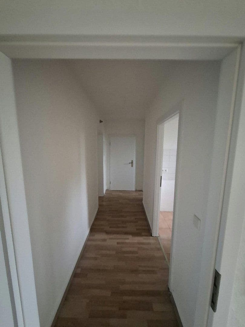 Prenájom bytu 3-izbový 51 m², Luisenstr. 43, Burscheid, Severné Porýnie - Westfálsko Prenájom bytu 3-izbový 51 m², Luisenstr. 43, Burscheid, Severné Porýnie - Westfálsko
