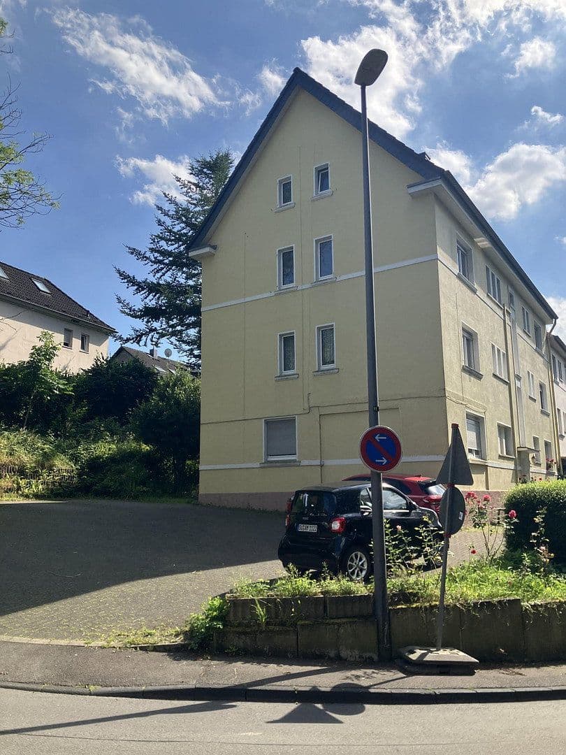 Prenájom bytu 3-izbový 51 m², Luisenstr. 43, Burscheid, Severné Porýnie - Westfálsko Prenájom bytu 3-izbový 51 m², Luisenstr. 43, Burscheid, Severné Porýnie - Westfálsko