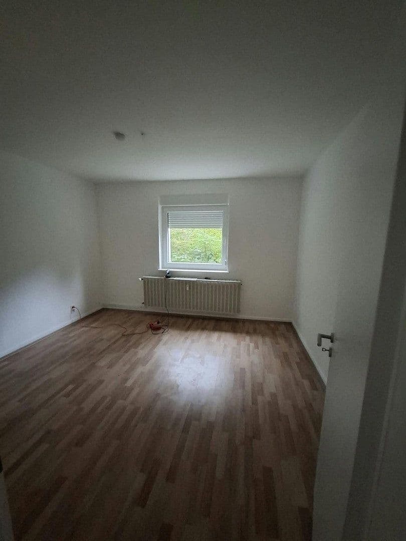 Prenájom bytu 3-izbový 51 m², Luisenstr. 43, Burscheid, Severné Porýnie - Westfálsko Prenájom bytu 3-izbový 51 m², Luisenstr. 43, Burscheid, Severné Porýnie - Westfálsko
