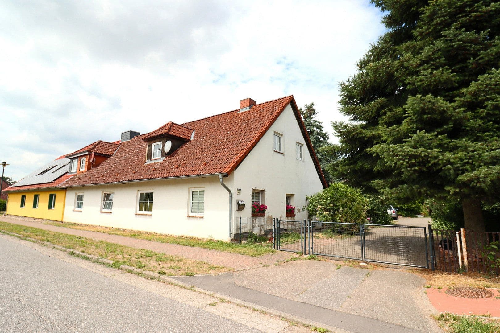 Predaj domu 195 m², pozemok 2.912 m², Satow, Fünfseen, Meklenbursko-Predpomoransko Predaj domu 195 m², pozemok 2.912 m², Satow, Fünfseen, Meklenbursko-Predpomoransko