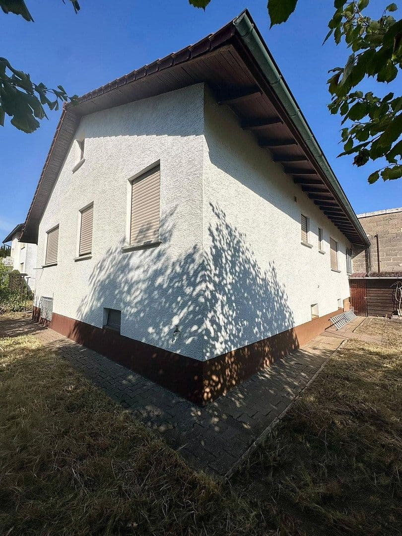 Predaj domu 110 m², pozemok 280 m², Lampertheim, Hesensko Predaj domu 110 m², pozemok 280 m², Lampertheim, Hesensko