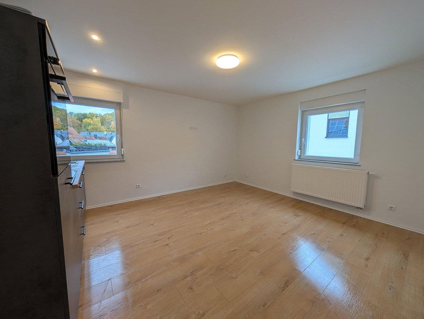 Prenájom bytu 3-izbový 55 m², Kaiserslautern, Porýnie-Falcko Prenájom bytu 3-izbový 55 m², Kaiserslautern, Porýnie-Falcko