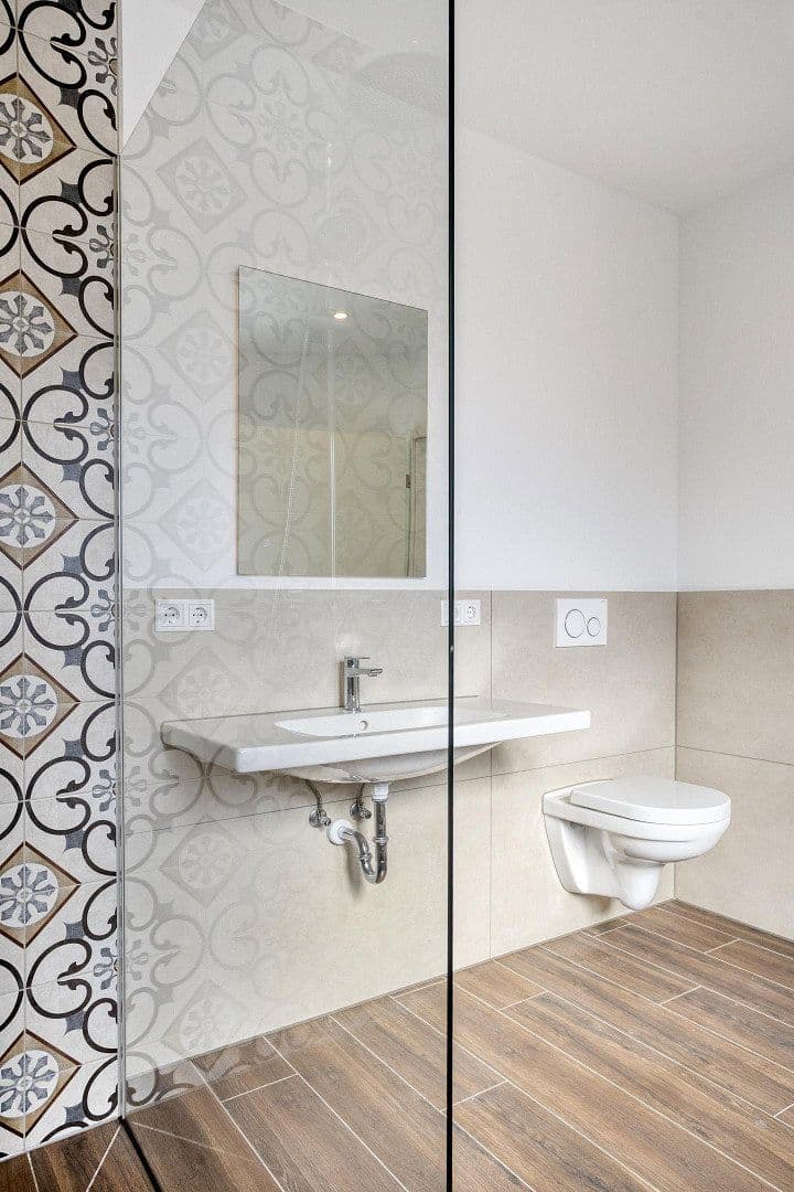 Predaj domu 230 m², pozemok 302 m², Nimweger Straße 45, Kleve, Severné Porýnie - Westfálsko Predaj domu 230 m², pozemok 302 m², Nimweger Straße 45, Kleve, Severné Porýnie - Westfálsko