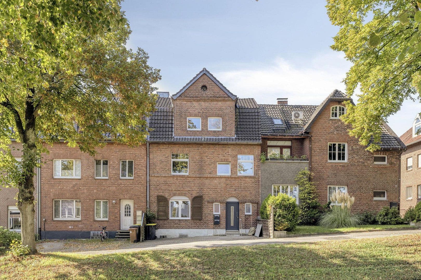 Predaj domu 230 m², pozemok 302 m², Nimweger Straße 45, Kleve, Severné Porýnie - Westfálsko Predaj domu 230 m², pozemok 302 m², Nimweger Straße 45, Kleve, Severné Porýnie - Westfálsko