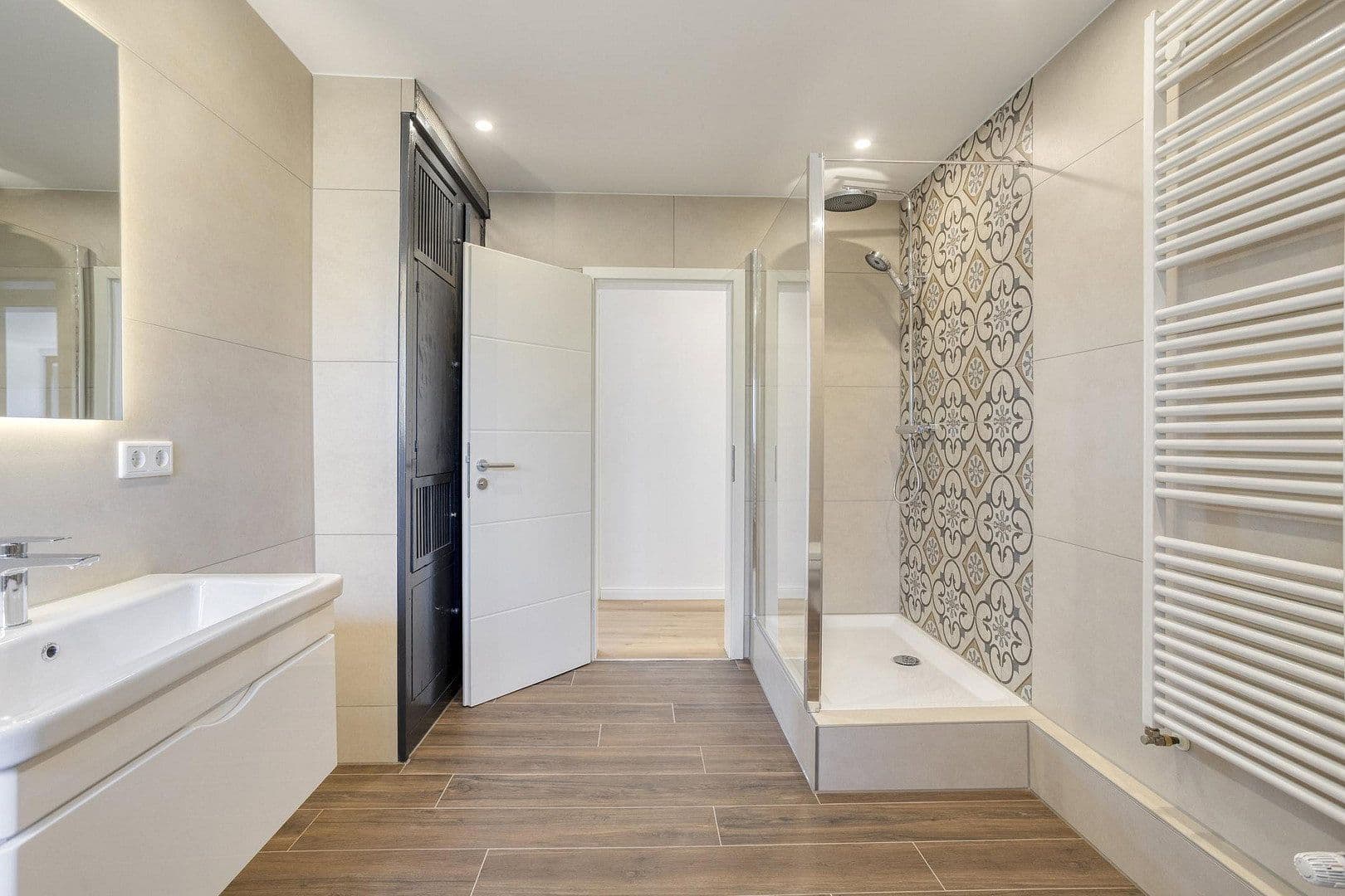 Predaj domu 230 m², pozemok 302 m², Nimweger Straße 45, Kleve, Severné Porýnie - Westfálsko Predaj domu 230 m², pozemok 302 m², Nimweger Straße 45, Kleve, Severné Porýnie - Westfálsko