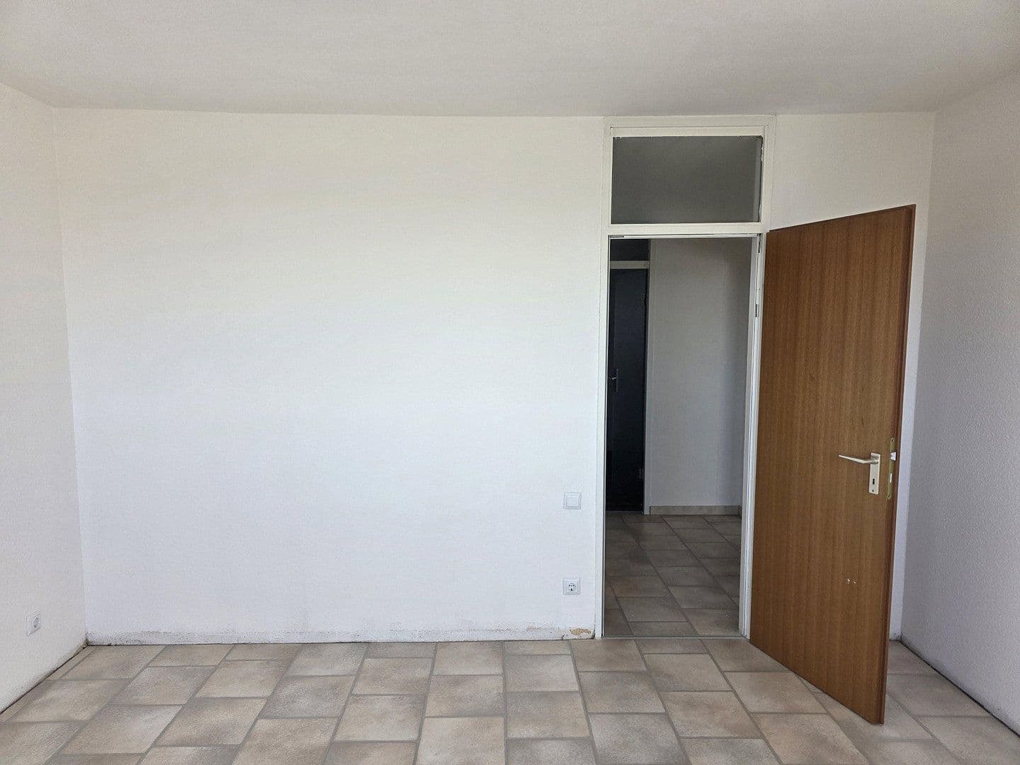 Prenájom bytu 3-izbový 100 m², Katharinenstraße 6, Essen, Severné Porýnie - Westfálsko Prenájom bytu 3-izbový 100 m², Katharinenstraße 6, Essen, Severné Porýnie - Westfálsko