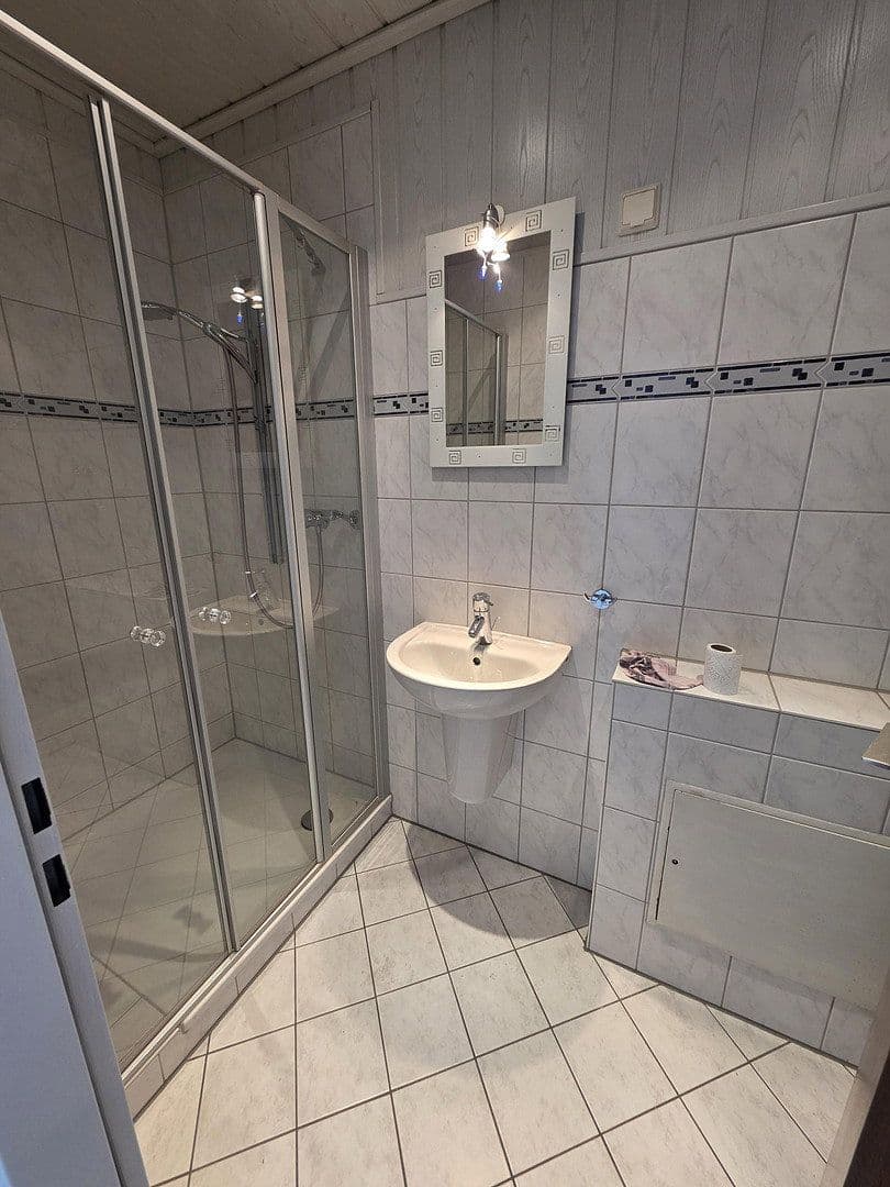 Prenájom bytu 3-izbový 100 m², Katharinenstraße 6, Essen, Severné Porýnie - Westfálsko Prenájom bytu 3-izbový 100 m², Katharinenstraße 6, Essen, Severné Porýnie - Westfálsko