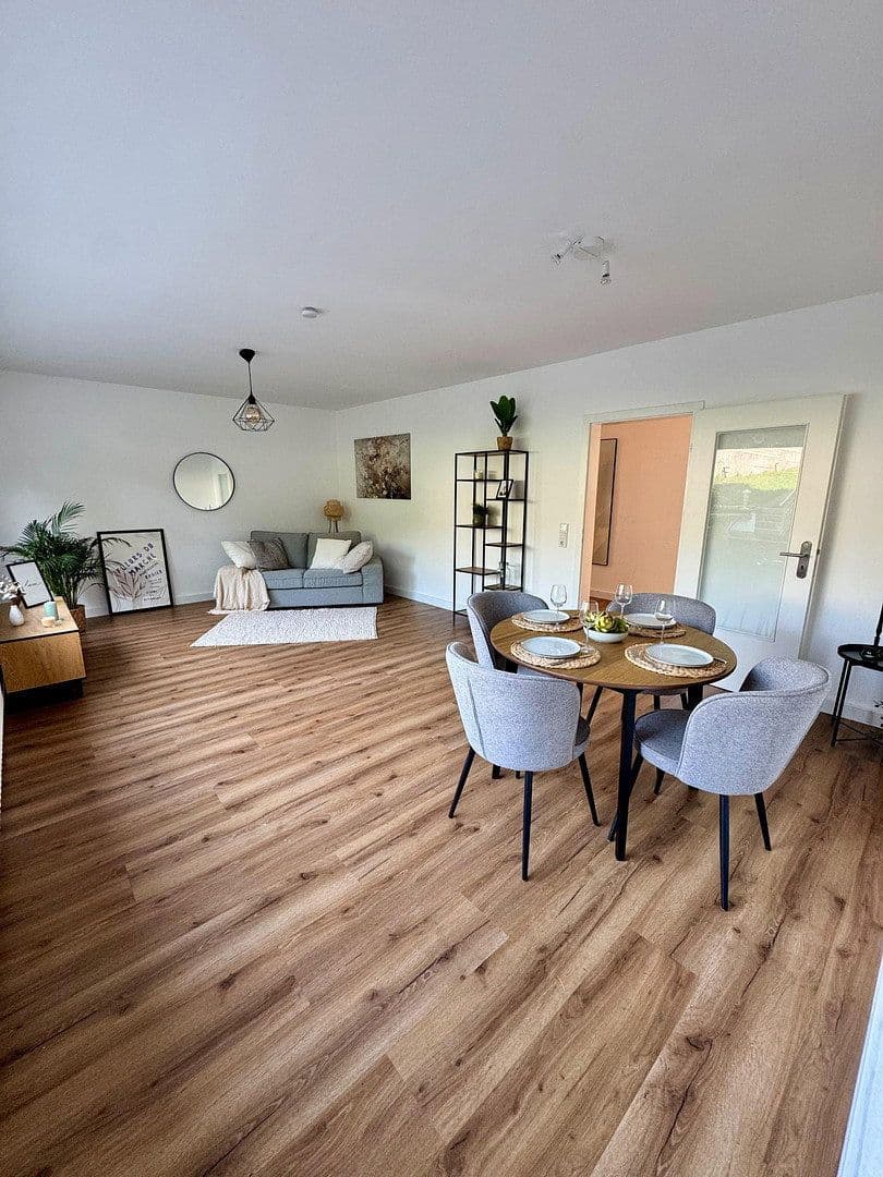 Predaj domu 264 m², pozemok 544 m², Brühl, Severné Porýnie - Westfálsko Predaj domu 264 m², pozemok 544 m², Brühl, Severné Porýnie - Westfálsko
