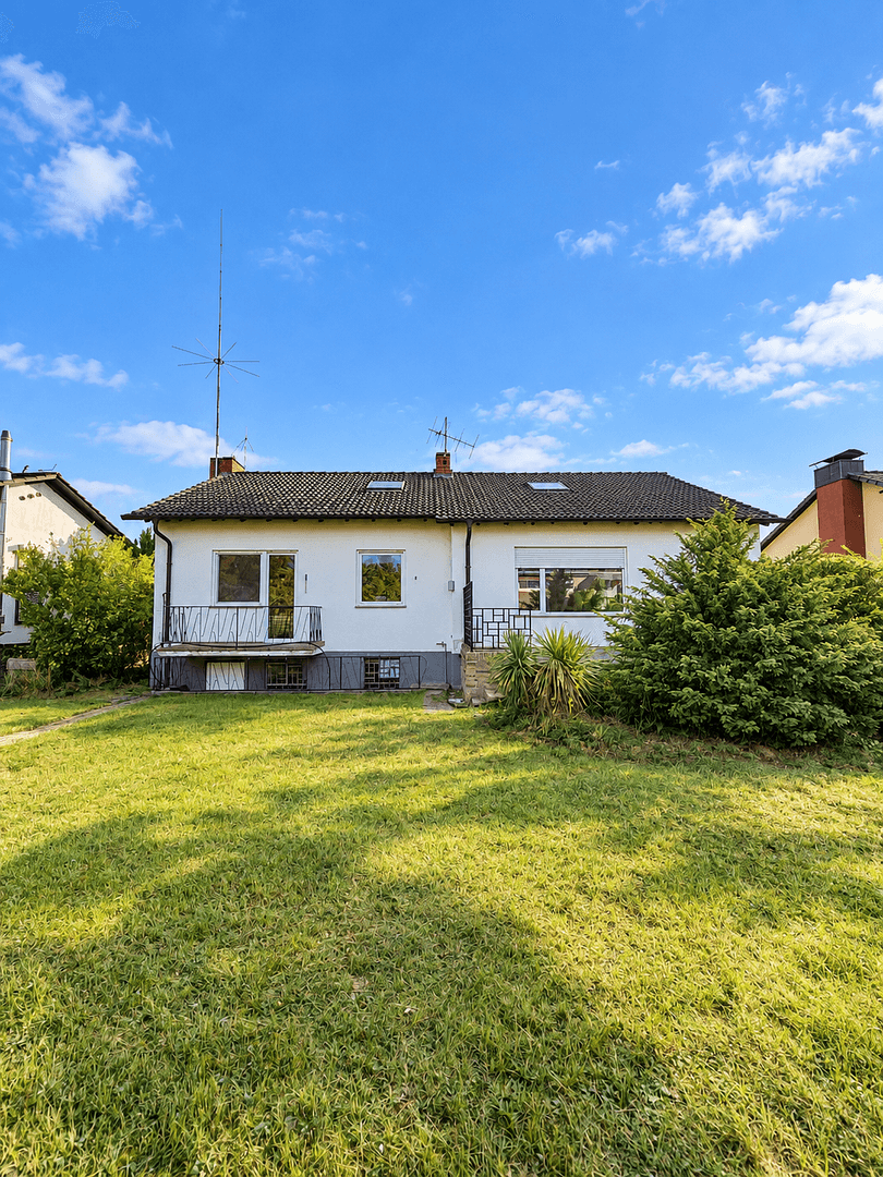 Predaj domu 107 m², pozemok 670 m², Fußgönheimerstraße 35, Lambsheim, Porýnie-Falcko Predaj domu 107 m², pozemok 670 m², Fußgönheimerstraße 35, Lambsheim, Porýnie-Falcko