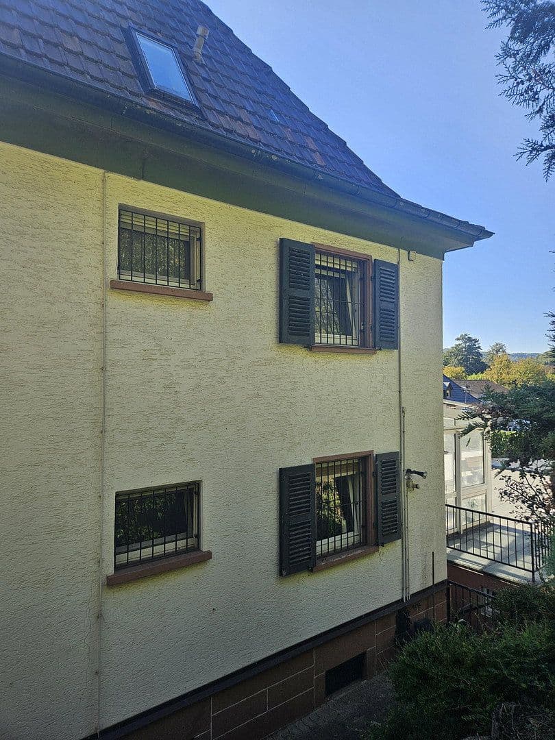 Predaj domu 171 m², pozemok 820 m², Annweiler am Trifels, Porýnie-Falcko Predaj domu 171 m², pozemok 820 m², Annweiler am Trifels, Porýnie-Falcko