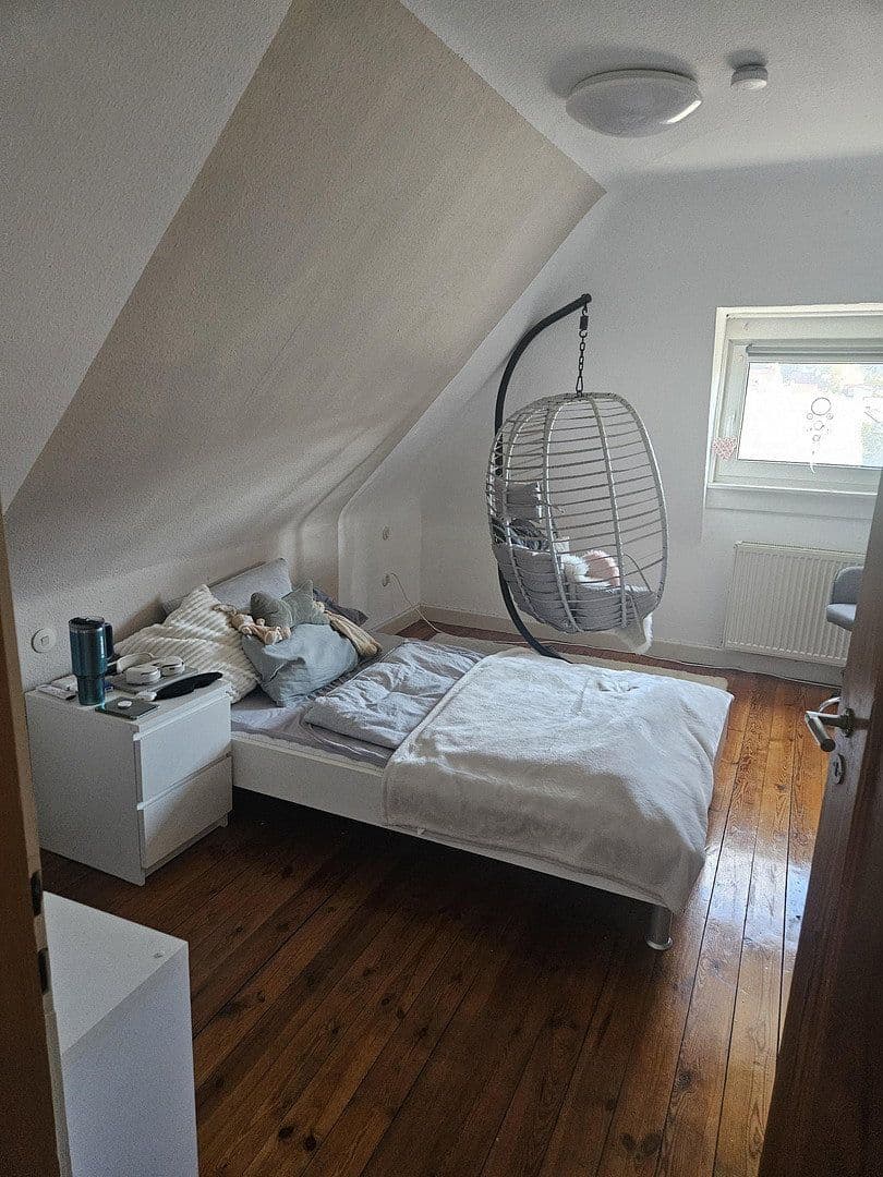 Predaj domu 171 m², pozemok 820 m², Annweiler am Trifels, Porýnie-Falcko Predaj domu 171 m², pozemok 820 m², Annweiler am Trifels, Porýnie-Falcko
