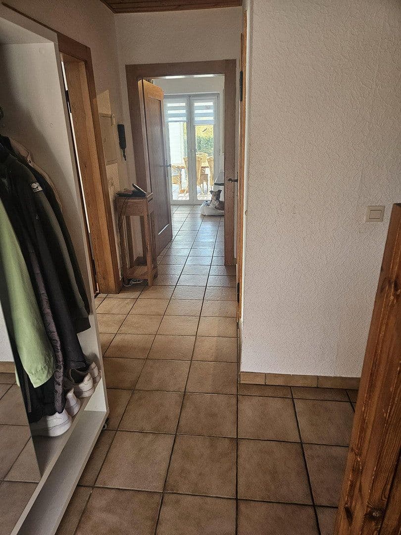 Predaj domu 171 m², pozemok 820 m², Annweiler am Trifels, Porýnie-Falcko Predaj domu 171 m², pozemok 820 m², Annweiler am Trifels, Porýnie-Falcko
