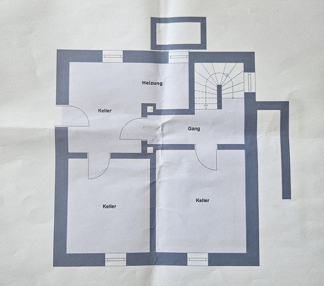 Predaj domu 171 m², pozemok 820 m², Annweiler am Trifels, Porýnie-Falcko Predaj domu 171 m², pozemok 820 m², Annweiler am Trifels, Porýnie-Falcko