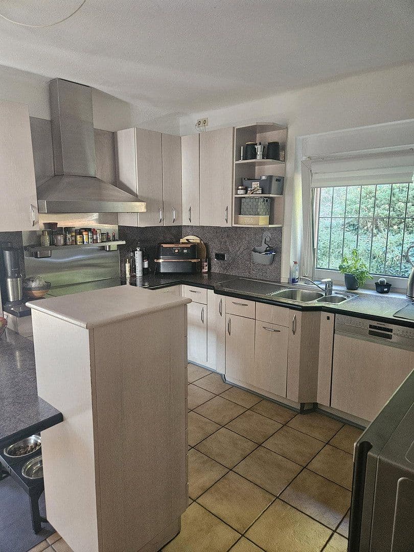 Predaj domu 171 m², pozemok 820 m², Annweiler am Trifels, Porýnie-Falcko Predaj domu 171 m², pozemok 820 m², Annweiler am Trifels, Porýnie-Falcko