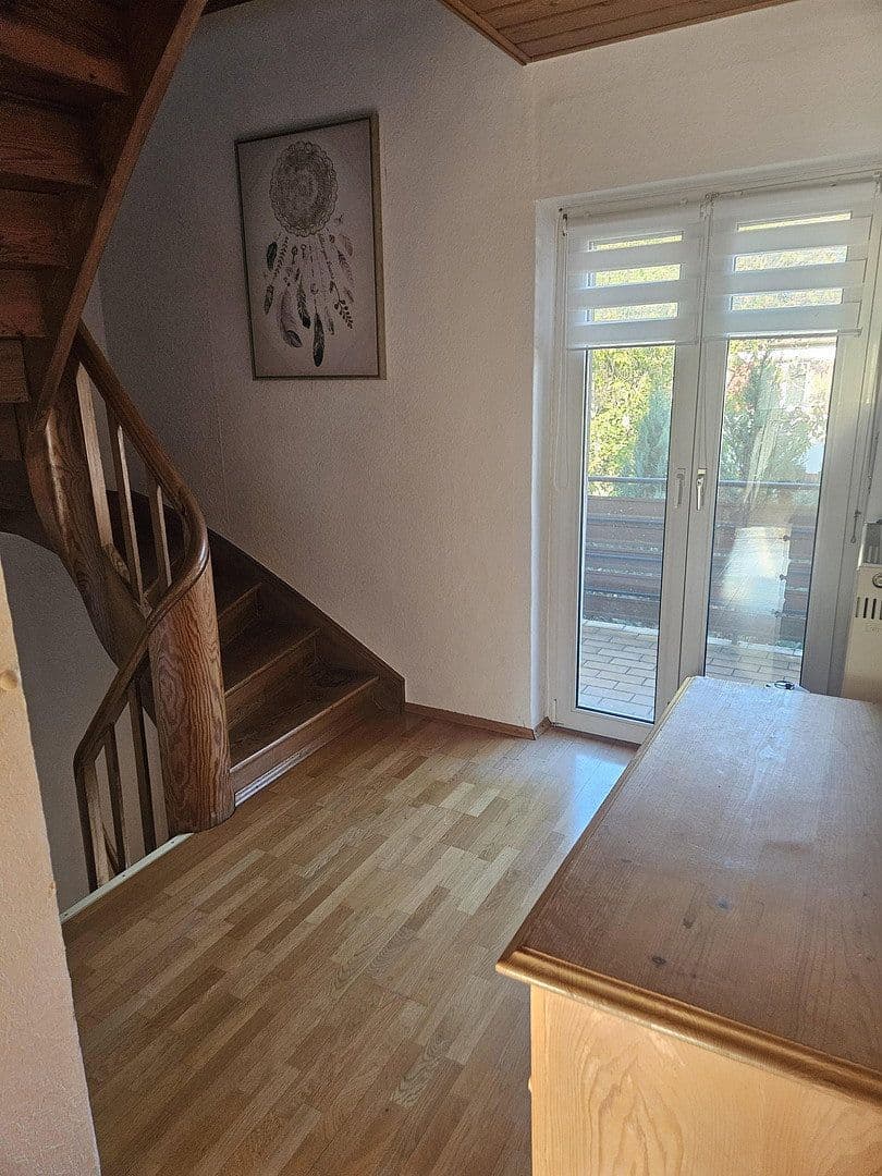 Predaj domu 171 m², pozemok 820 m², Annweiler am Trifels, Porýnie-Falcko Predaj domu 171 m², pozemok 820 m², Annweiler am Trifels, Porýnie-Falcko