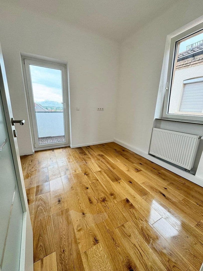 Predaj bytu 3-izbový 78 m², Stuttgart, Bádensko-Wurttembersko Predaj bytu 3-izbový 78 m², Stuttgart, Bádensko-Wurttembersko