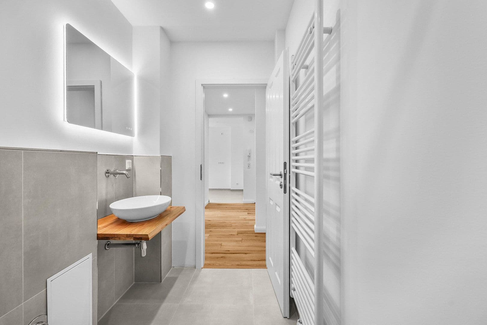 Predaj bytu 4-izbový 79 m², Bremen, Brémy Predaj bytu 4-izbový 79 m², Bremen, Brémy