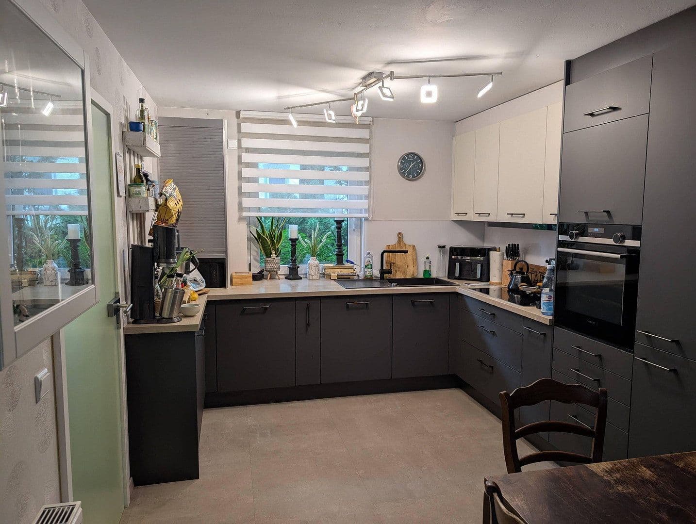 Predaj domu 123 m², pozemok 236 m², Oberhausen, Severné Porýnie - Westfálsko Predaj domu 123 m², pozemok 236 m², Oberhausen, Severné Porýnie - Westfálsko