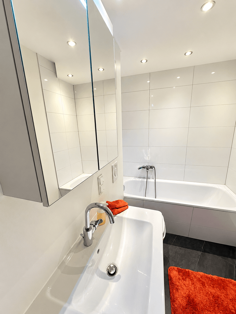 Predaj bytu 2-izbový 60 m², Berlin, Berlín Predaj bytu 2-izbový 60 m², Berlin, Berlín