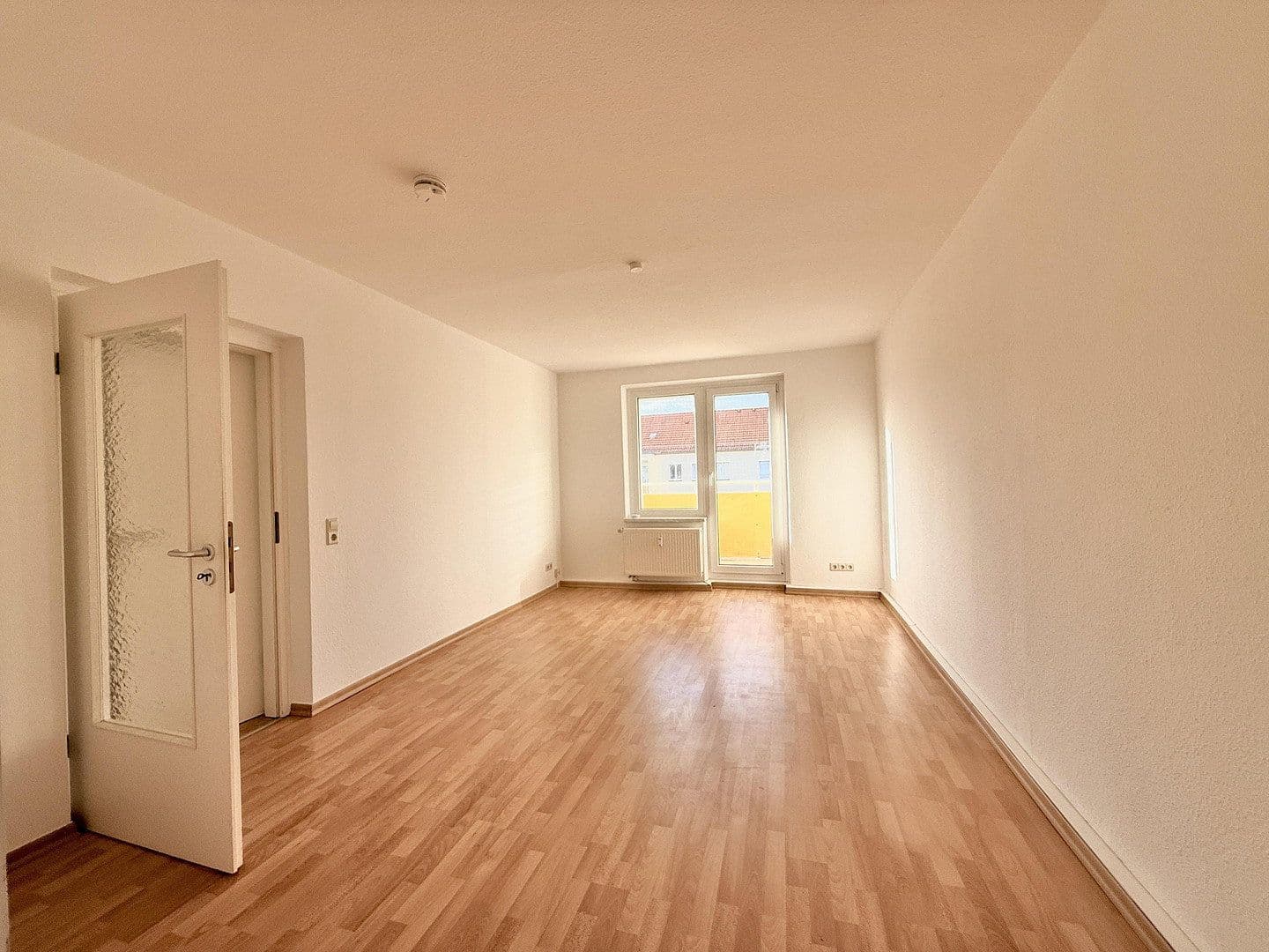 Prenájom bytu 2-izbový 55 m², Franz-Mehring-Str. 65, Dresden, Sasko Prenájom bytu 2-izbový 55 m², Franz-Mehring-Str. 65, Dresden, Sasko