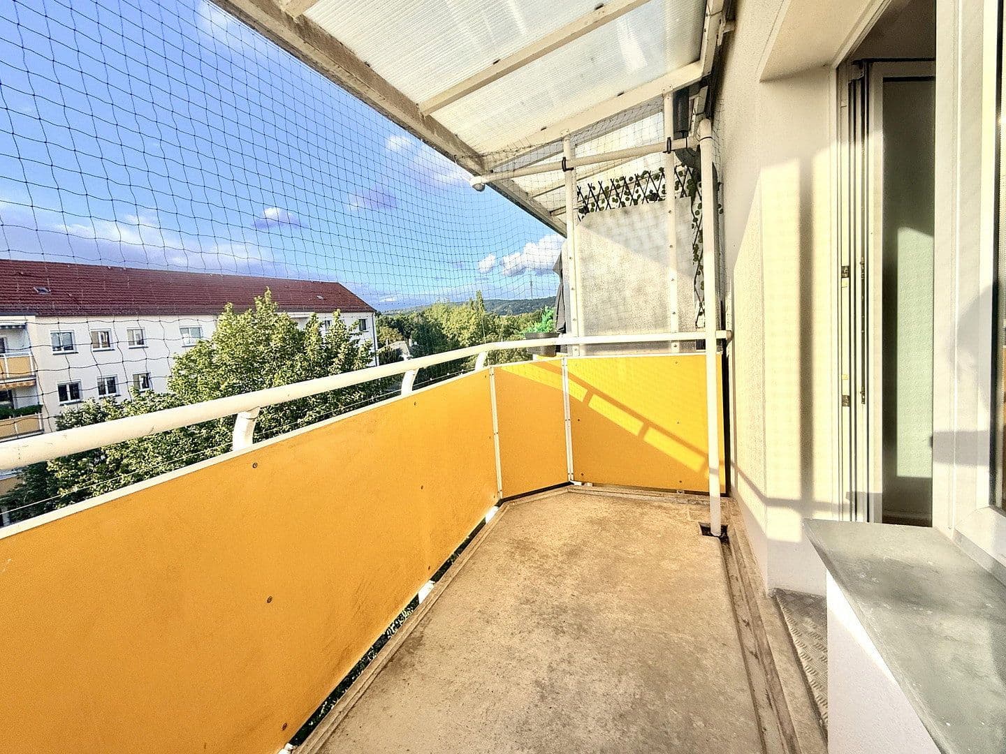 Prenájom bytu 2-izbový 55 m², Franz-Mehring-Str. 65, Dresden, Sasko Prenájom bytu 2-izbový 55 m², Franz-Mehring-Str. 65, Dresden, Sasko
