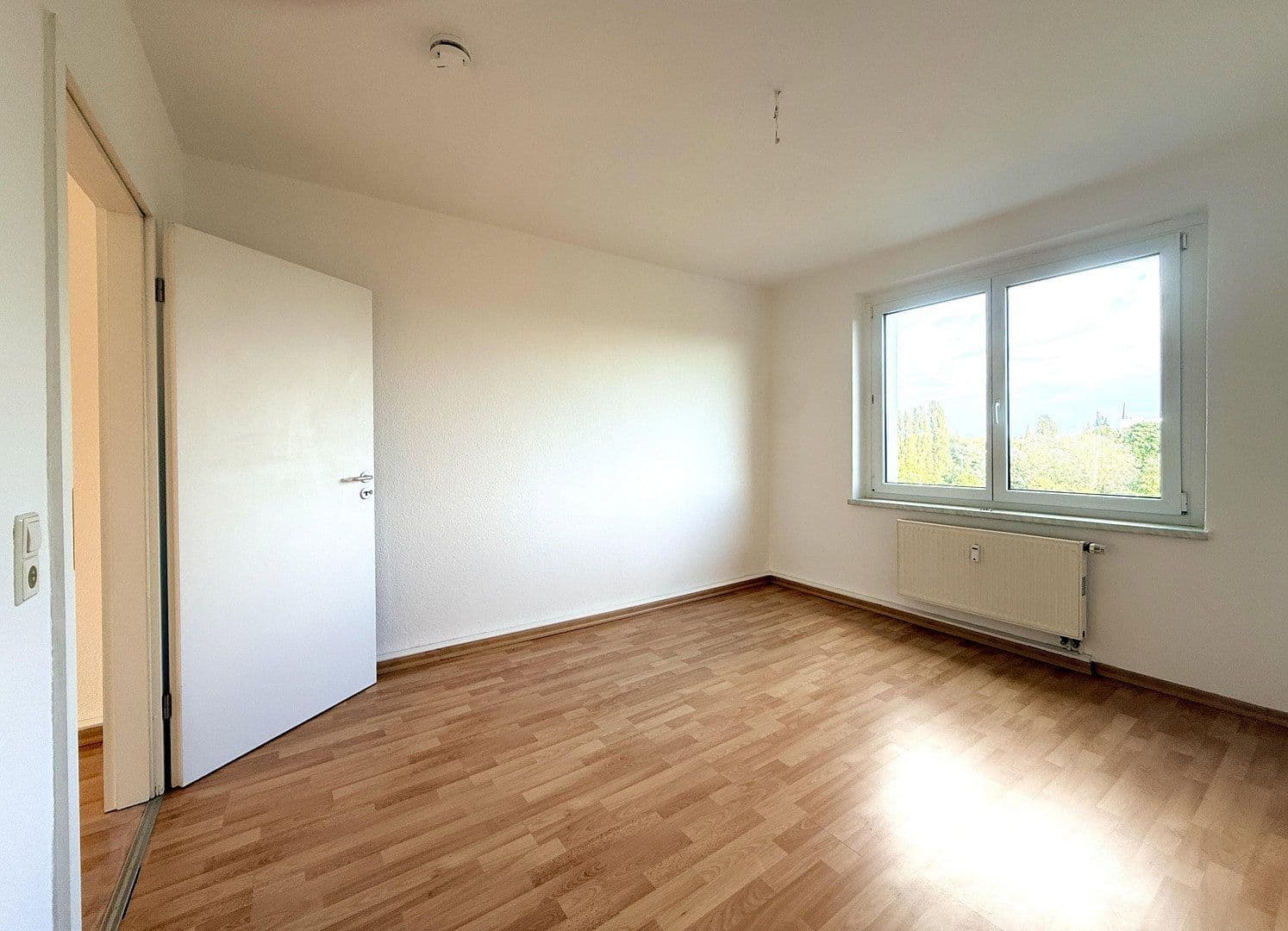 Prenájom bytu 2-izbový 55 m², Franz-Mehring-Str. 65, Dresden, Sasko Prenájom bytu 2-izbový 55 m², Franz-Mehring-Str. 65, Dresden, Sasko