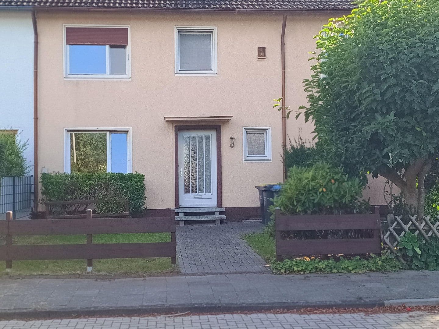 Predaj domu 92 m², pozemok 280 m², Heinrich-Vormbrock-Straße 33c, Lübbecke, Severné Porýnie - Westfálsko Predaj domu 92 m², pozemok 280 m², Heinrich-Vormbrock-Straße 33c, Lübbecke, Severné Porýnie - Westfálsko