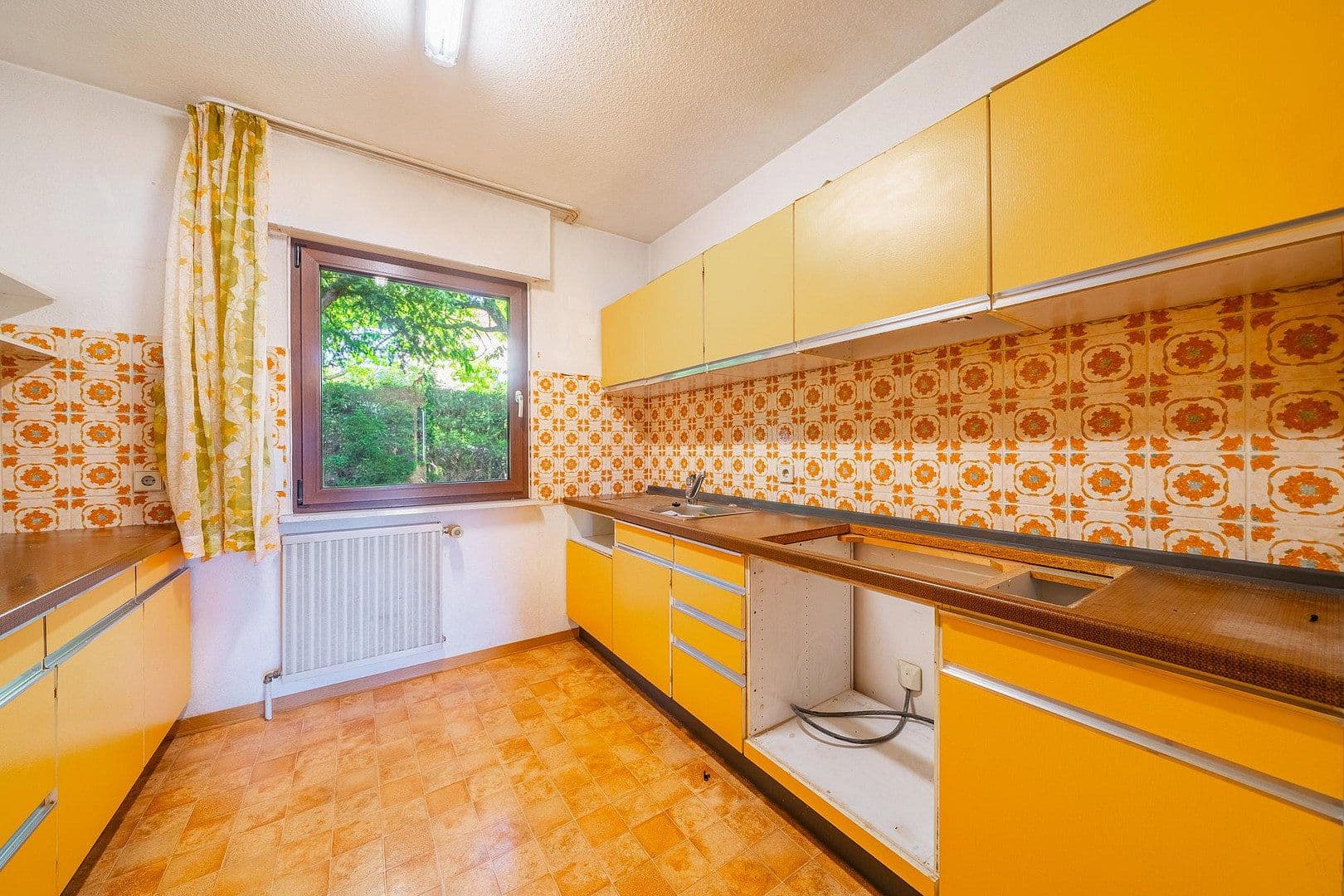 Predaj domu 178 m², pozemok 493 m², Kirchheim unter Teck, Bádensko-Wurttembersko Predaj domu 178 m², pozemok 493 m², Kirchheim unter Teck, Bádensko-Wurttembersko