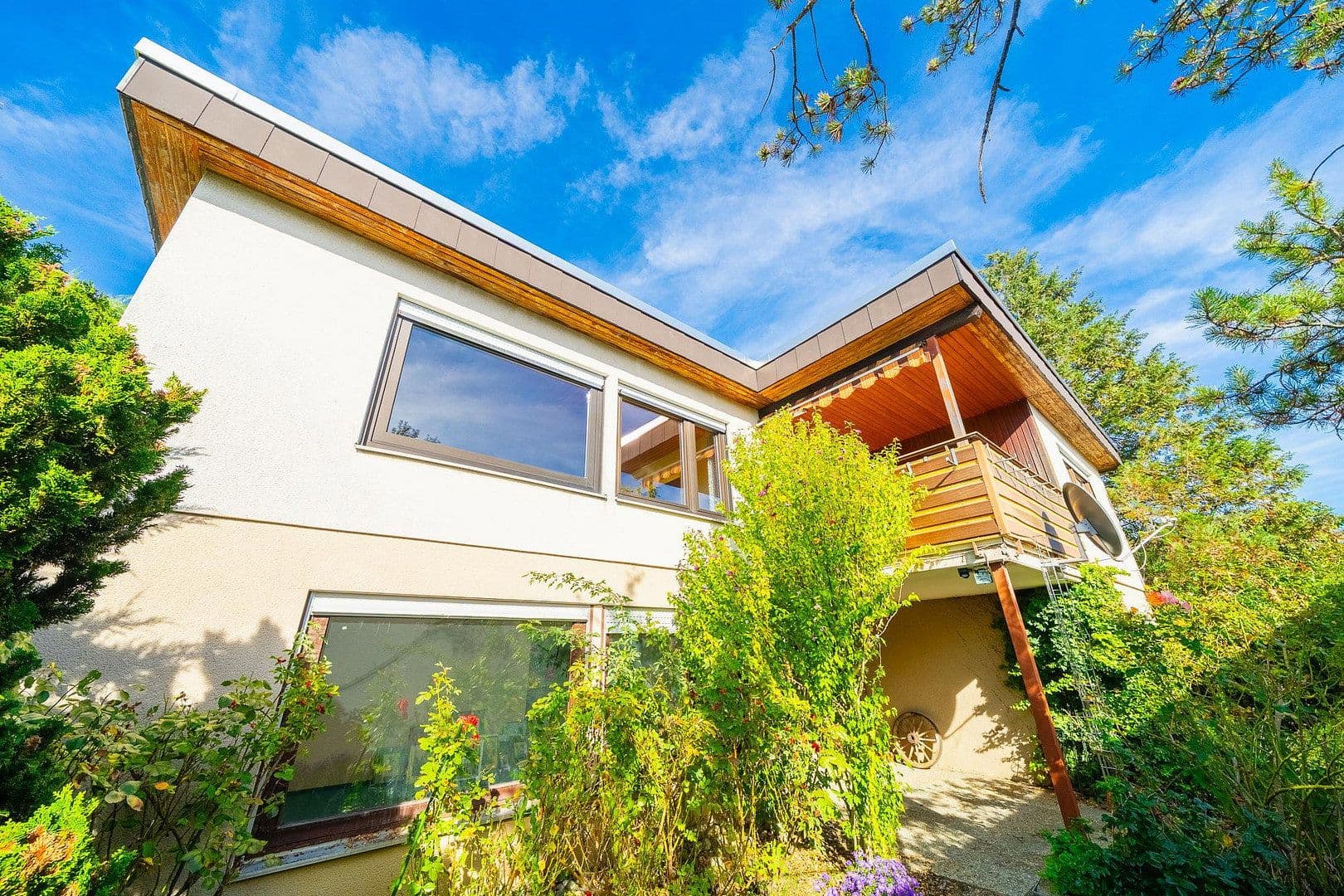 Predaj domu 178 m², pozemok 493 m², Kirchheim unter Teck, Bádensko-Wurttembersko Predaj domu 178 m², pozemok 493 m², Kirchheim unter Teck, Bádensko-Wurttembersko