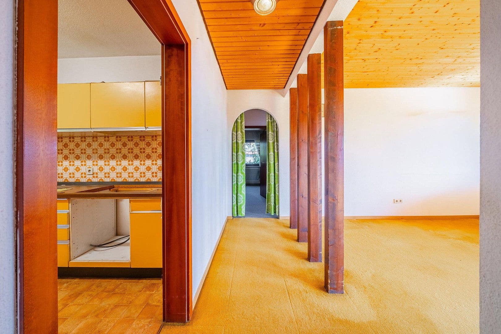 Predaj domu 178 m², pozemok 493 m², Kirchheim unter Teck, Bádensko-Wurttembersko Predaj domu 178 m², pozemok 493 m², Kirchheim unter Teck, Bádensko-Wurttembersko