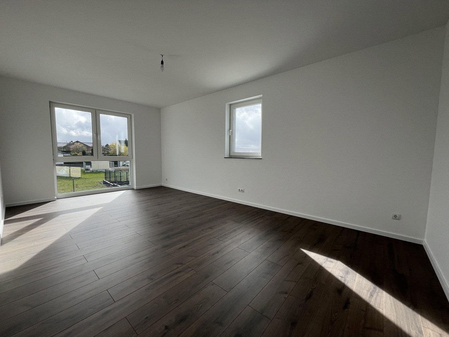 Prenájom domu 165 m², pozemok 277 m², An der Wachhecke 7a, Bad Münstereifel, Severné Porýnie - Westfálsko Prenájom domu 165 m², pozemok 277 m², An der Wachhecke 7a, Bad Münstereifel, Severné Porýnie - Westfálsko