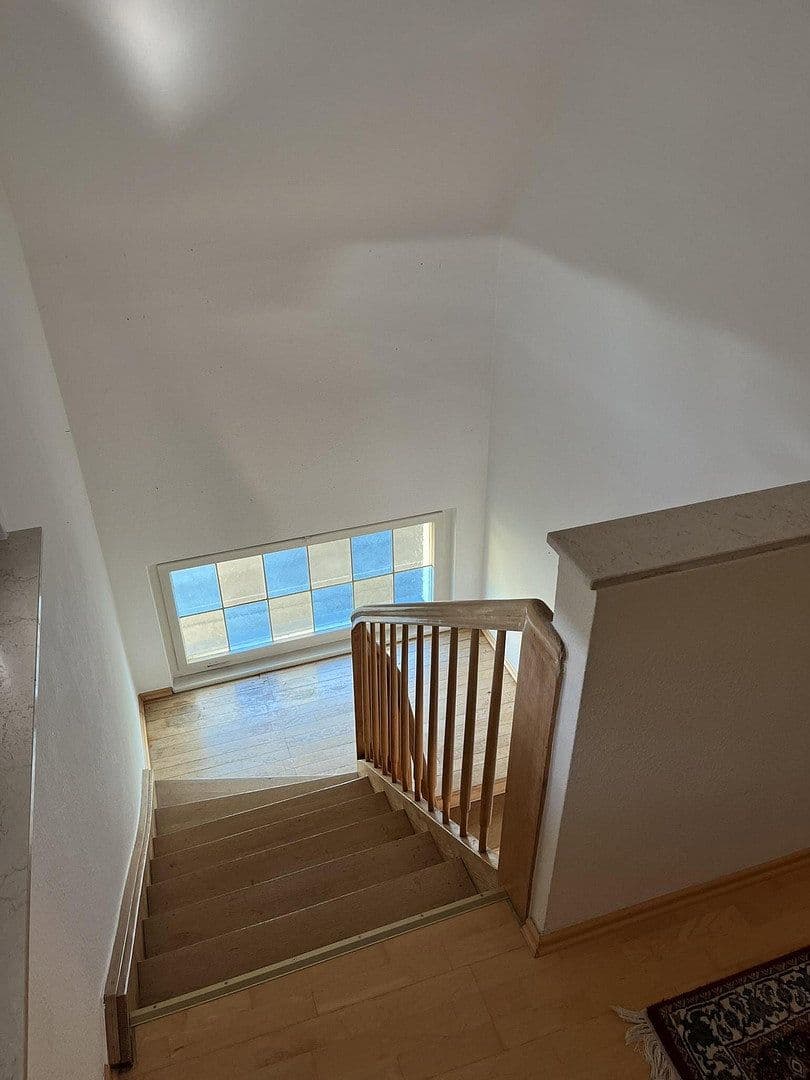 Predaj domu 244 m², pozemok 826 m², Schubertstraße 14, Straubenhardt, Bádensko-Wurttembersko Predaj domu 244 m², pozemok 826 m², Schubertstraße 14, Straubenhardt, Bádensko-Wurttembersko