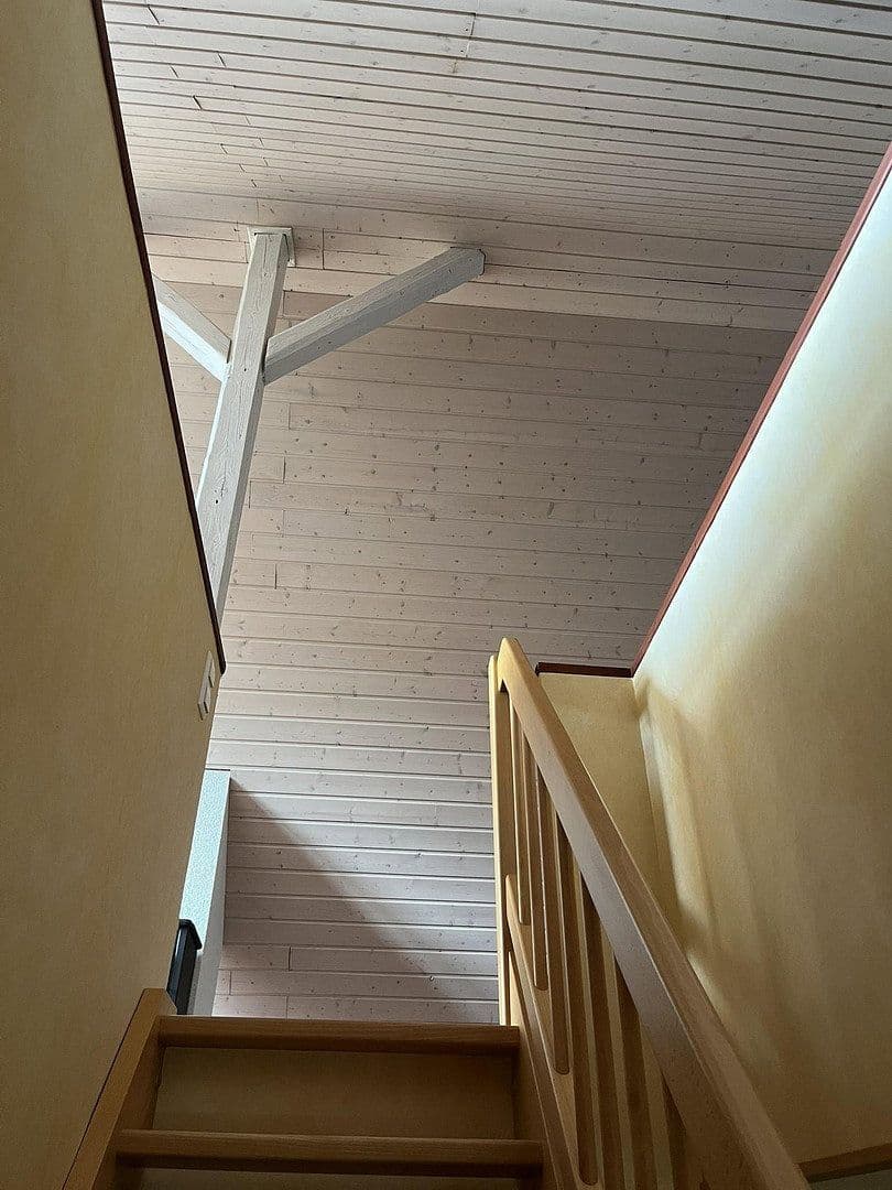 Predaj domu 244 m², pozemok 826 m², Schubertstraße 14, Straubenhardt, Bádensko-Wurttembersko Predaj domu 244 m², pozemok 826 m², Schubertstraße 14, Straubenhardt, Bádensko-Wurttembersko