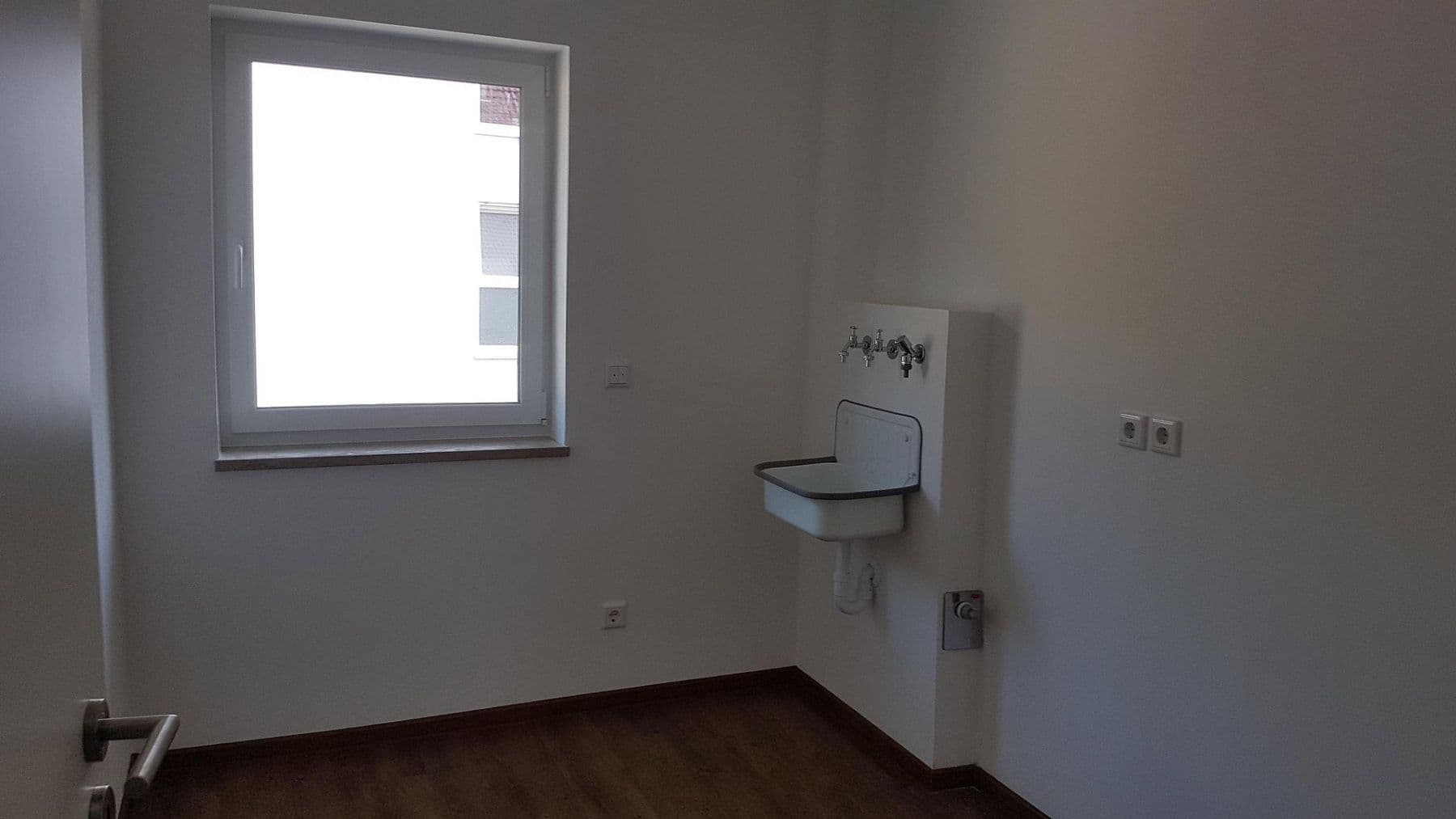 Predaj domu 152 m², pozemok 243 m², Altdorf bei Nürnberg, Bavorsko Predaj domu 152 m², pozemok 243 m², Altdorf bei Nürnberg, Bavorsko